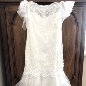 Vintage ruffle dress